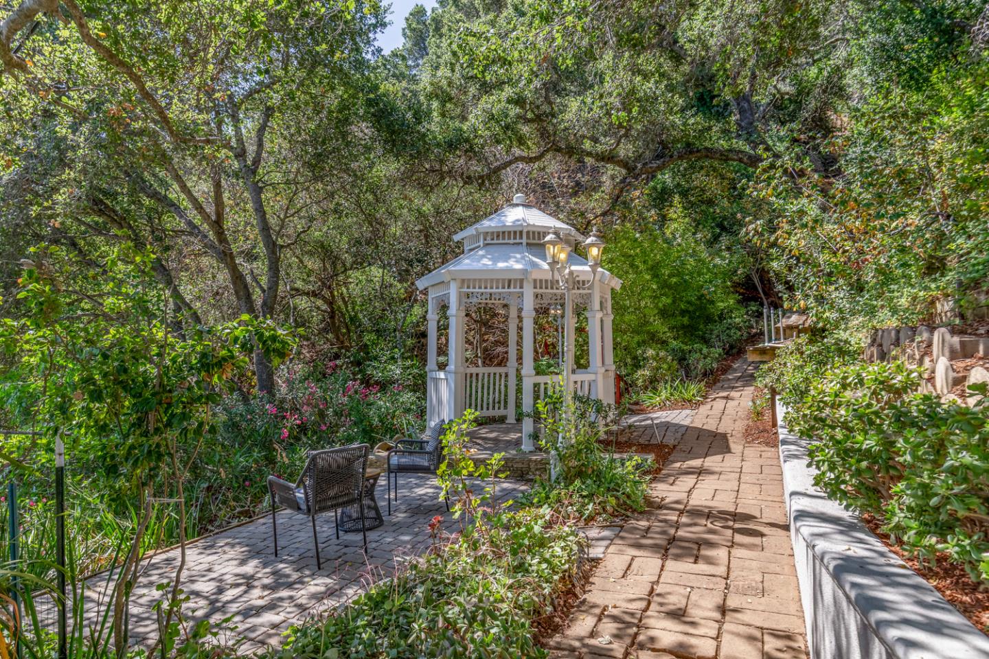 Property photo 43