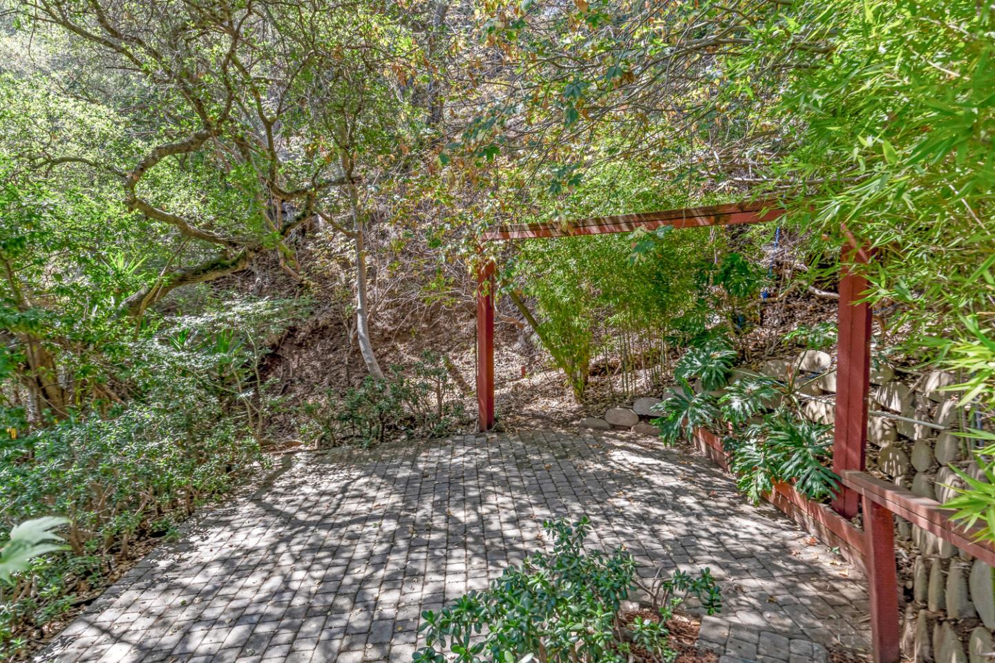 Property photo 44