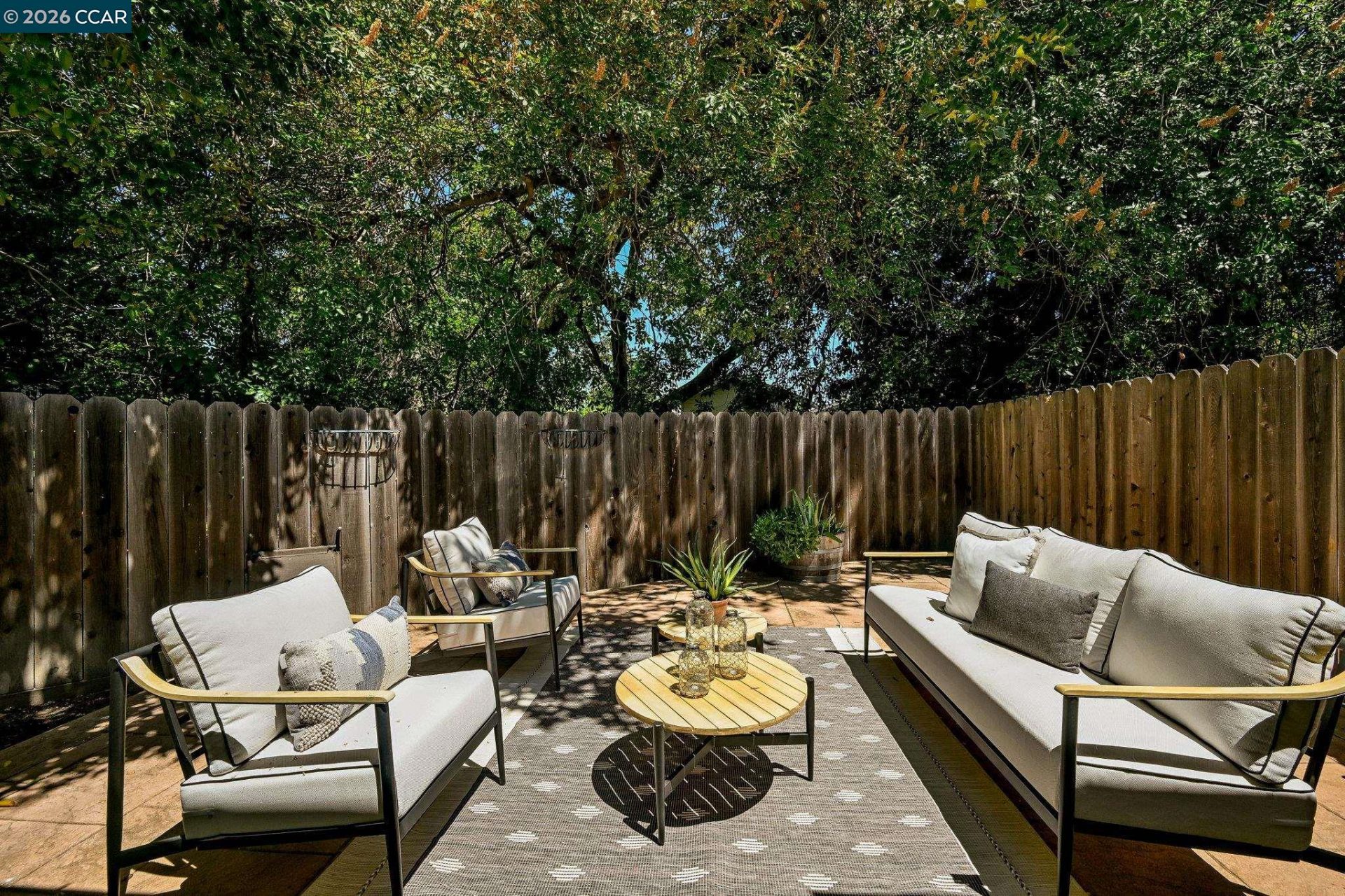 Property photo 44