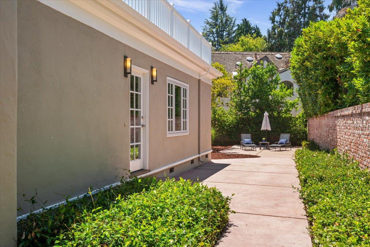 Property photo 40