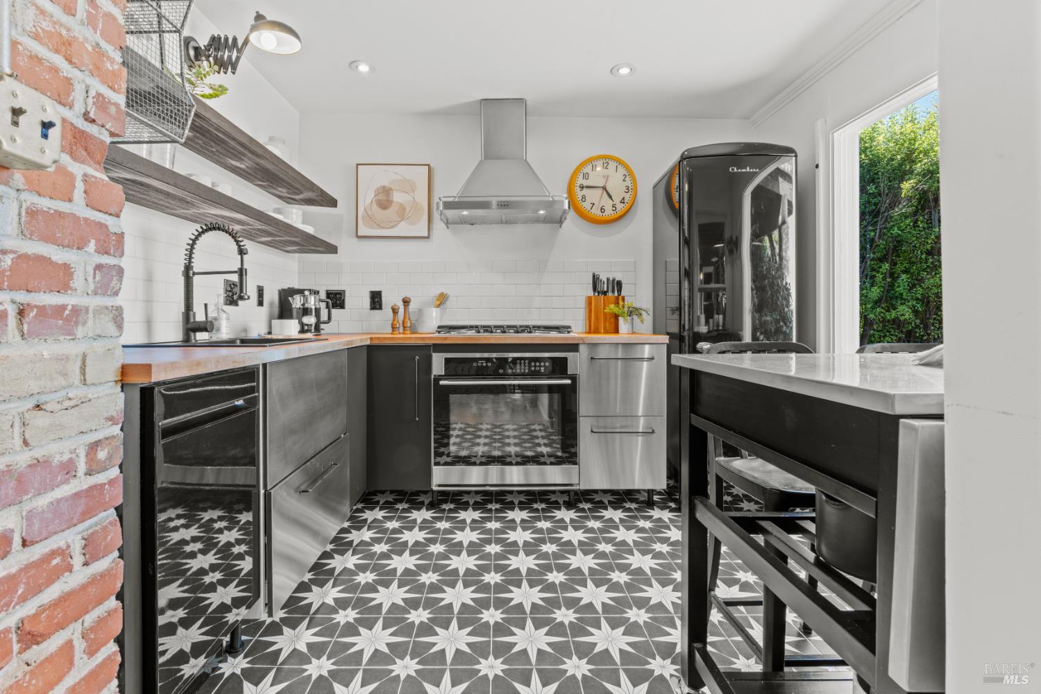 Property photo 30