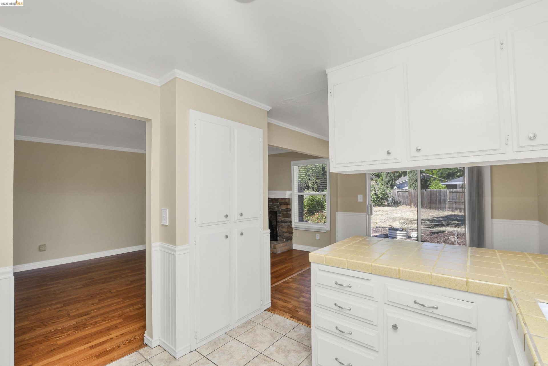 Property photo 28