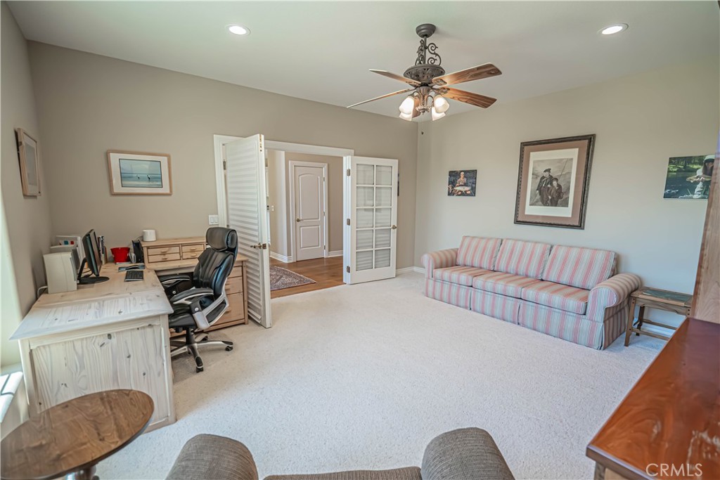Property photo 38