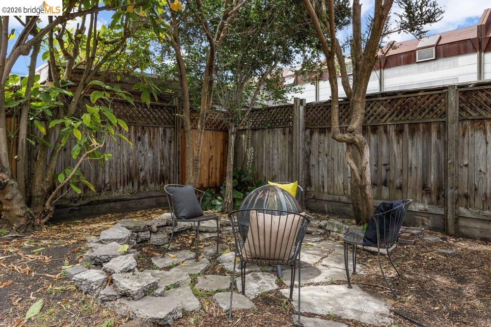 Property photo 33