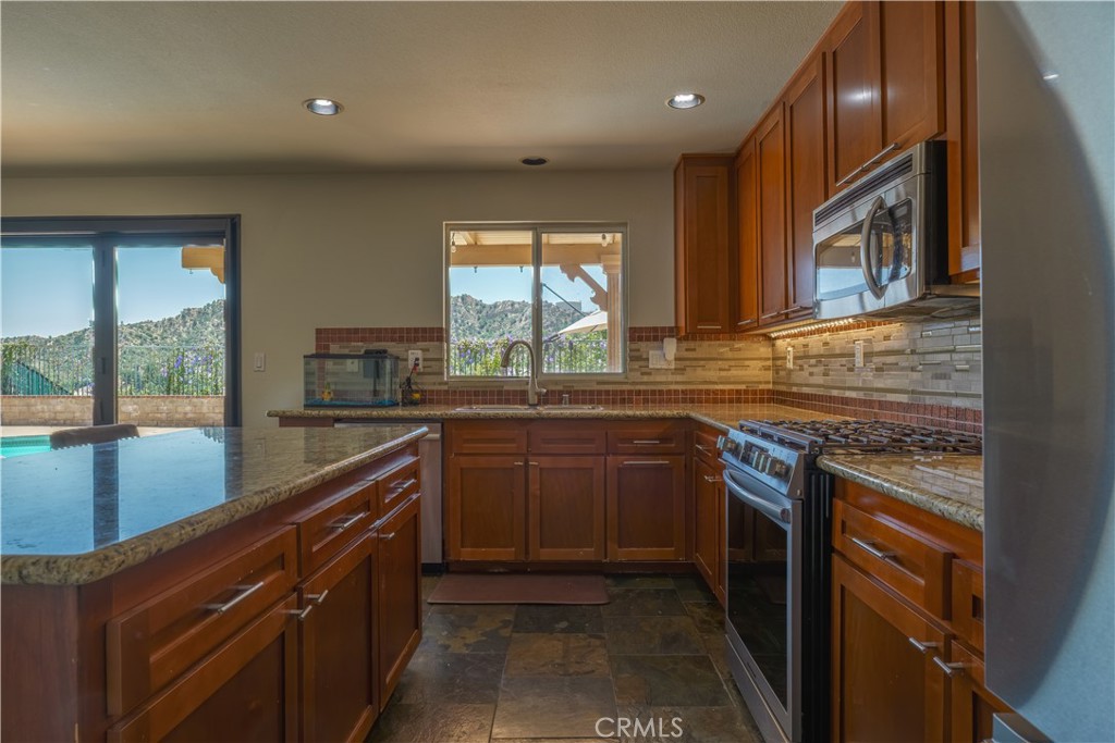 Property photo 37