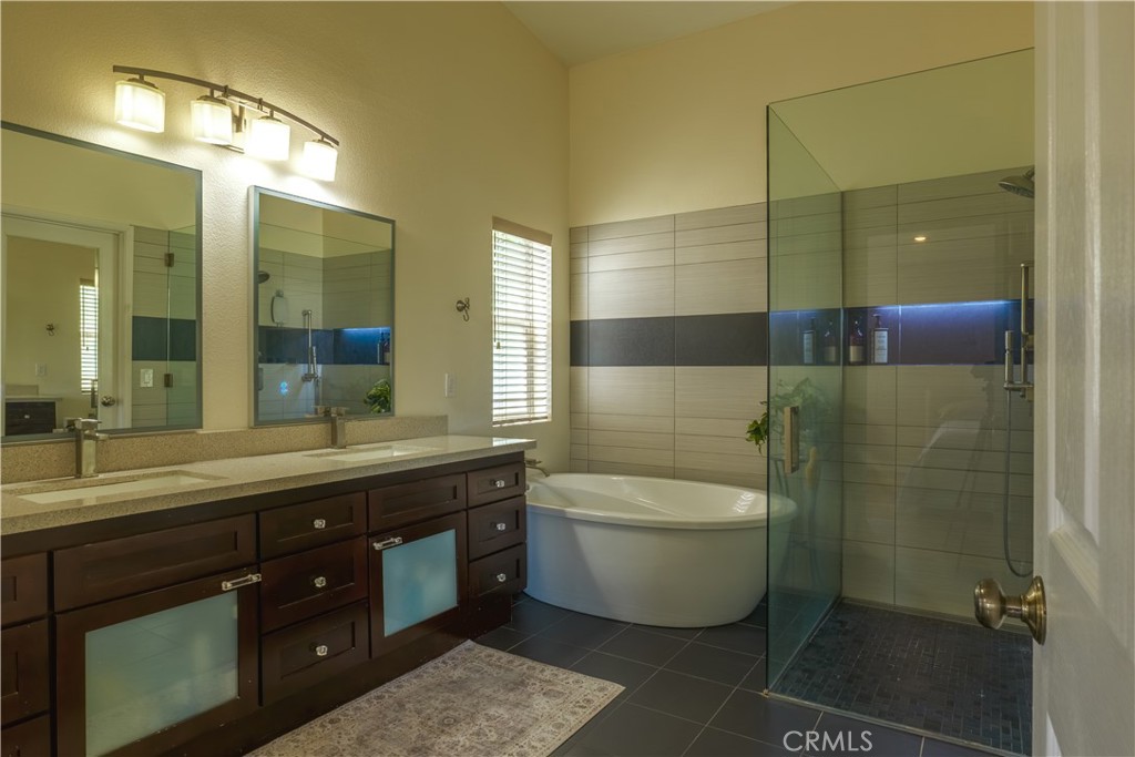 Property photo 50