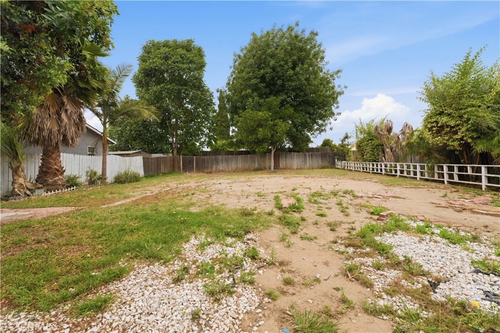 Property photo 38
