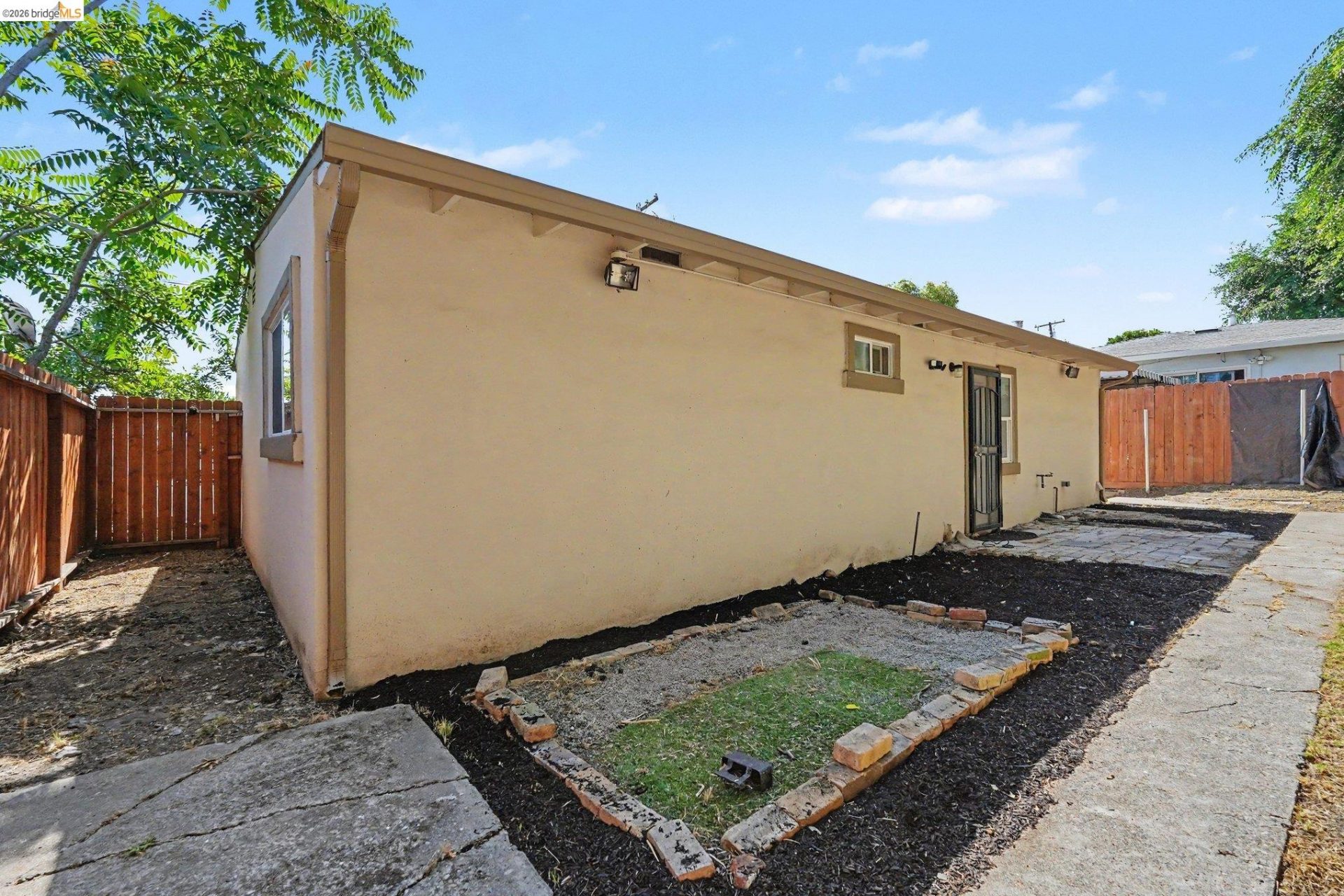 Property photo 23