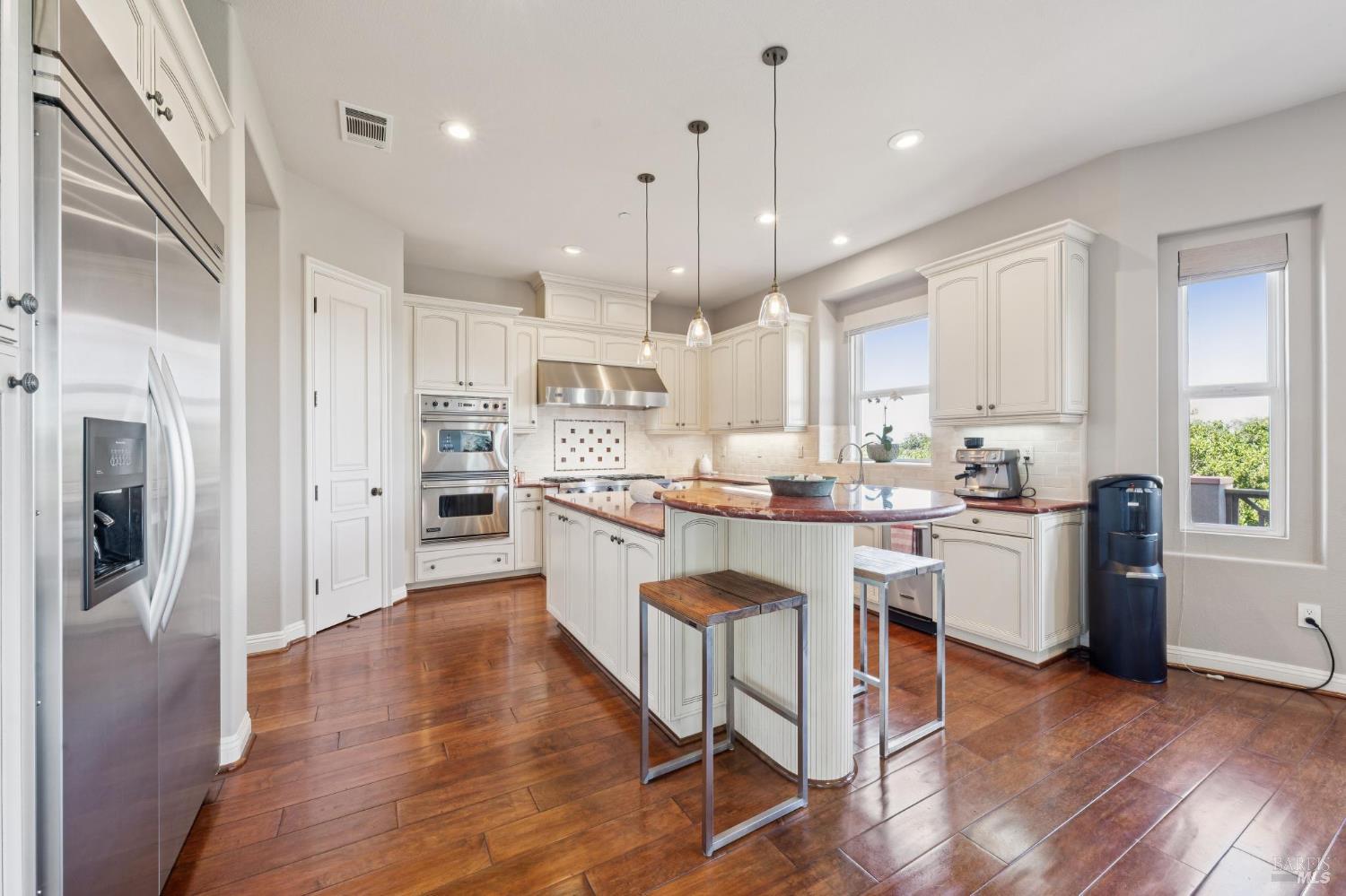 Property photo 33