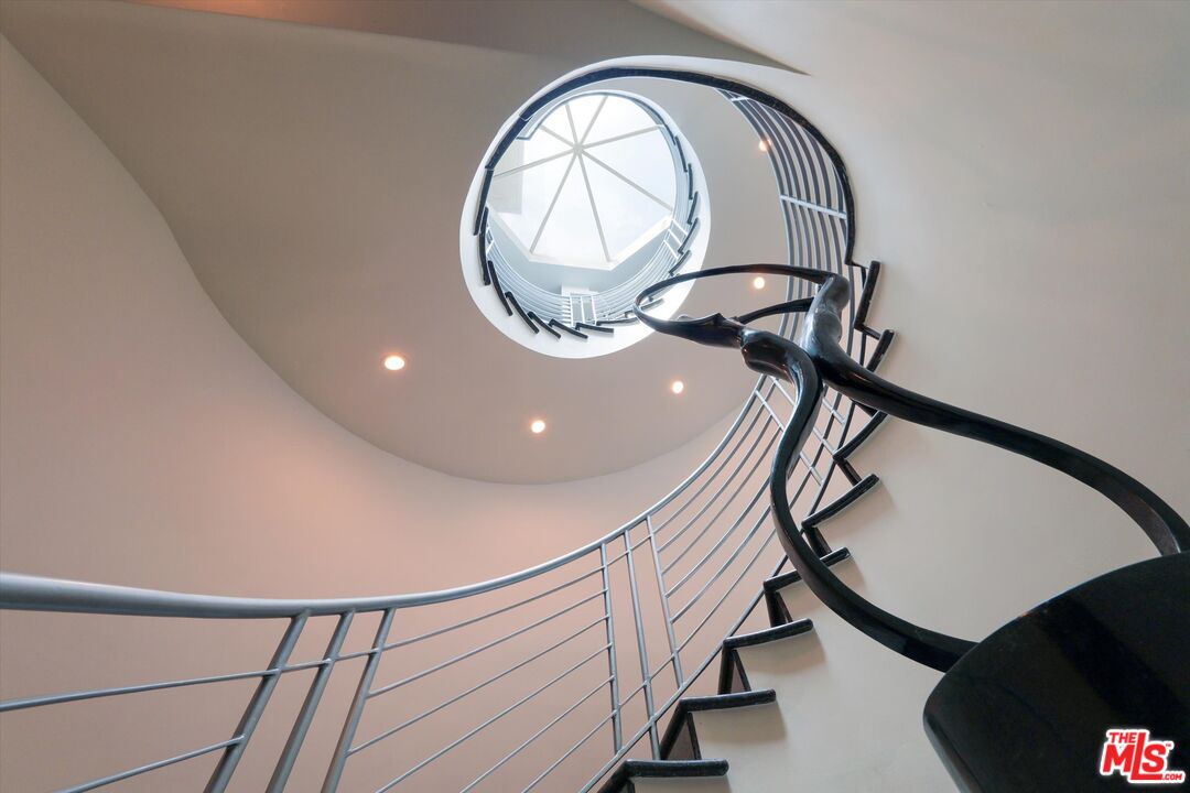 Property photo 42