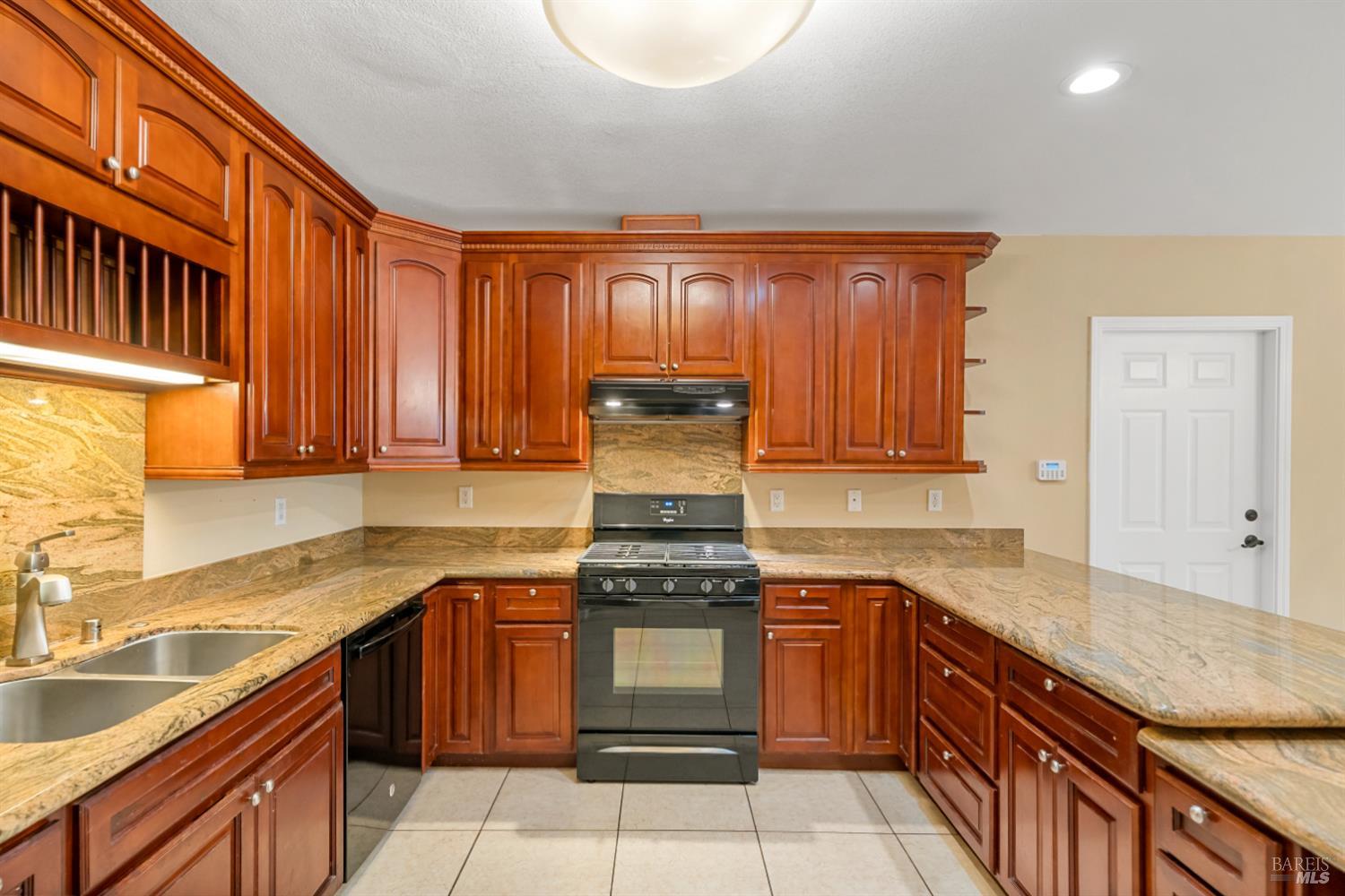 Property photo 47