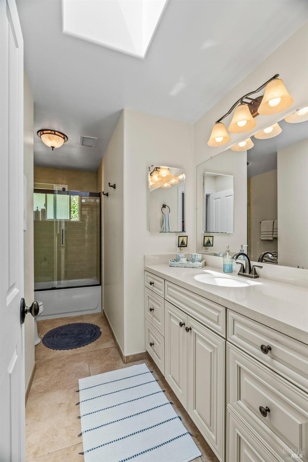 Property photo 37