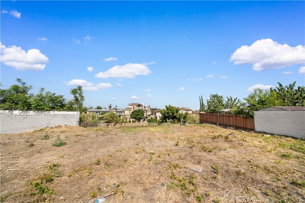 Property photo 37