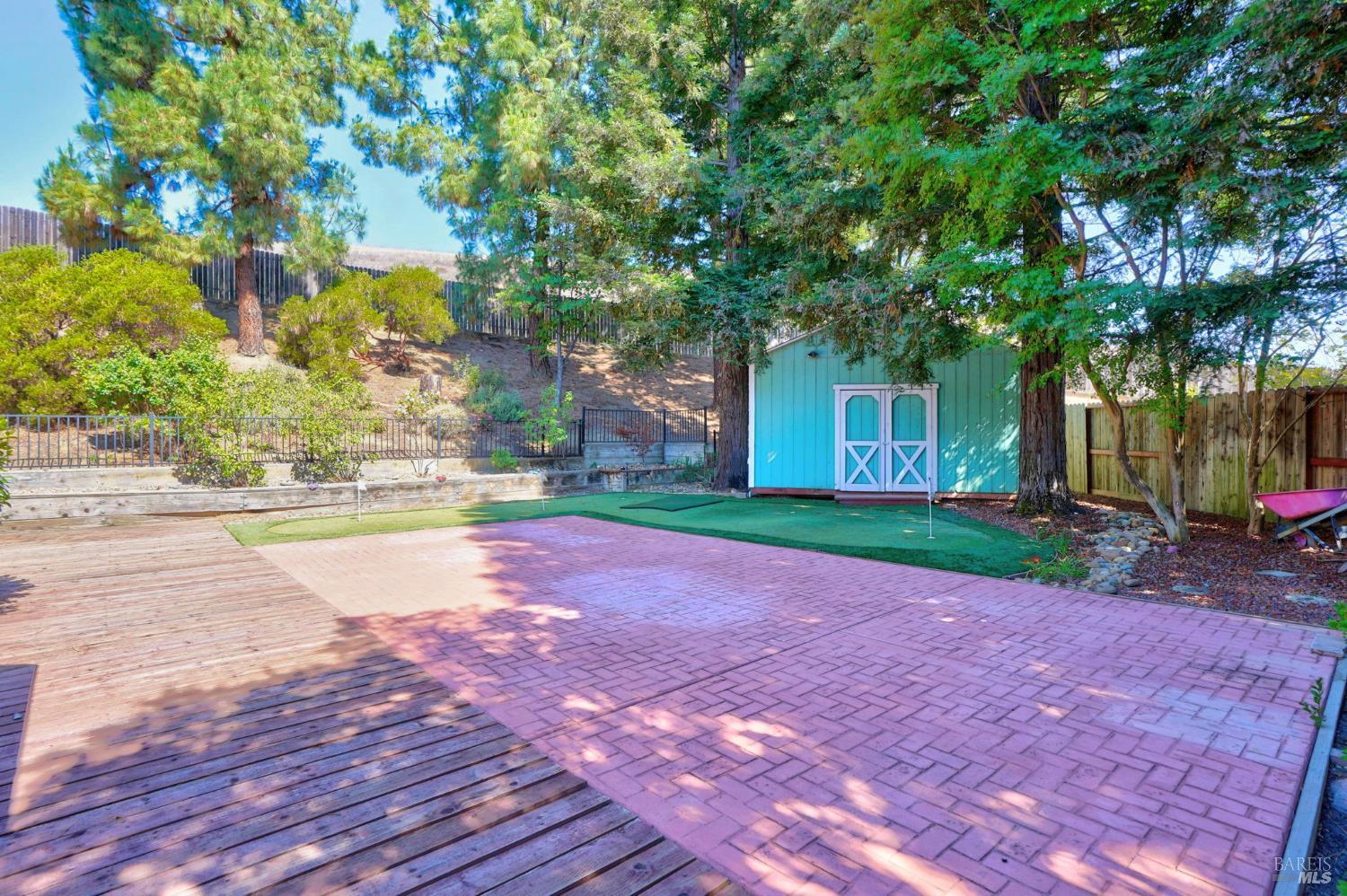 Property photo 32