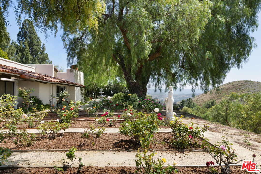 Property photo 33
