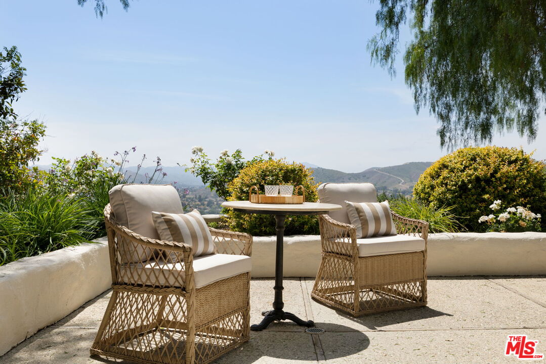 Property photo 35