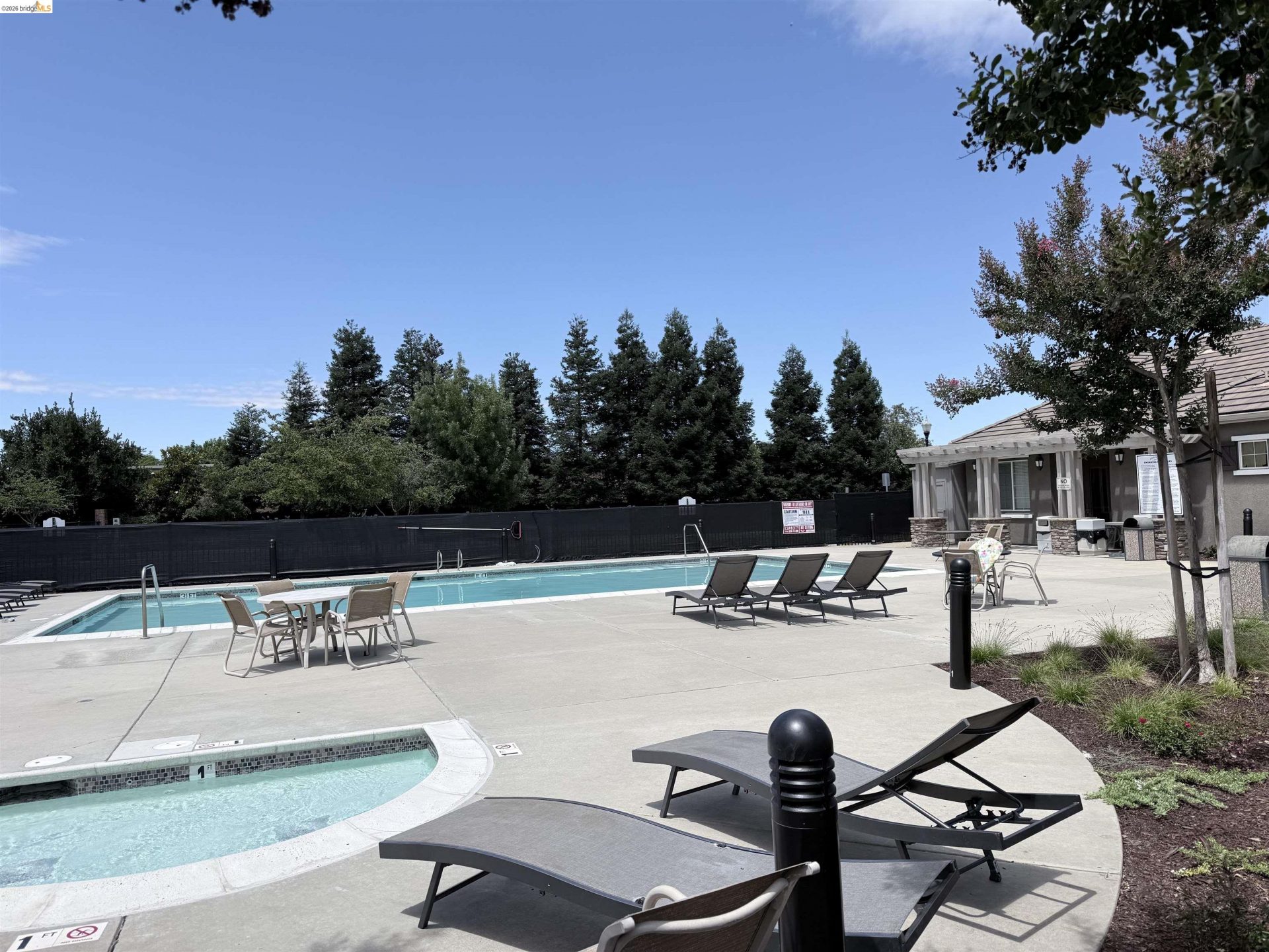 Property photo 35