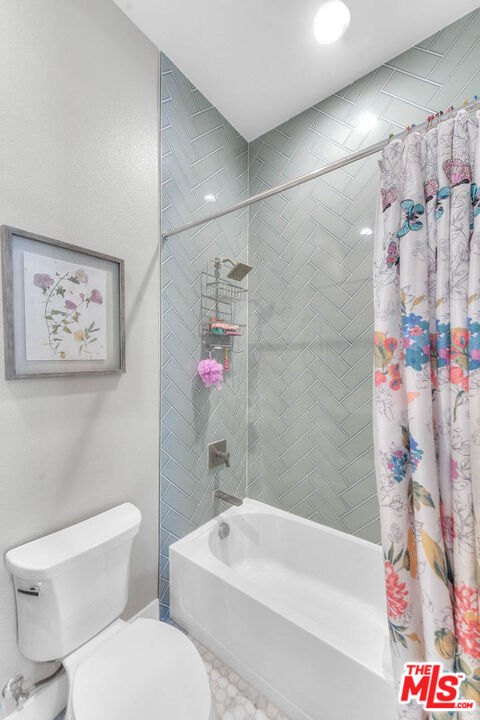 Property photo 37