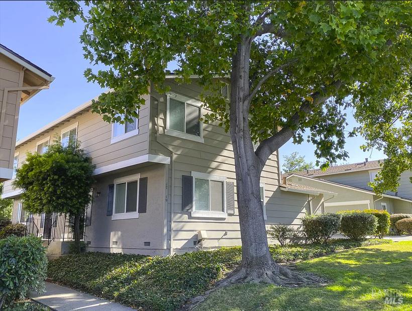 Property photo 38