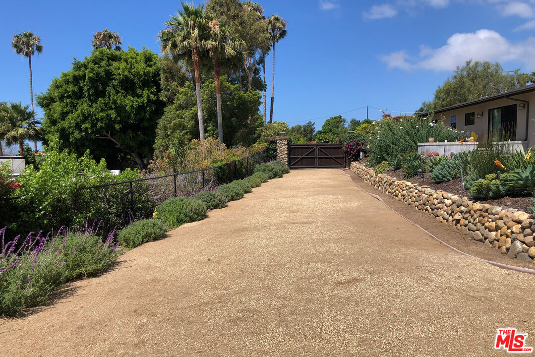 Property photo 30
