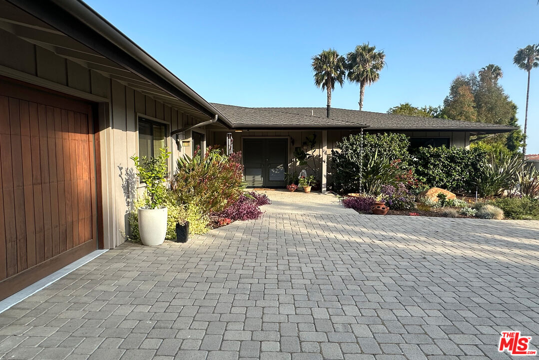 Property photo 33