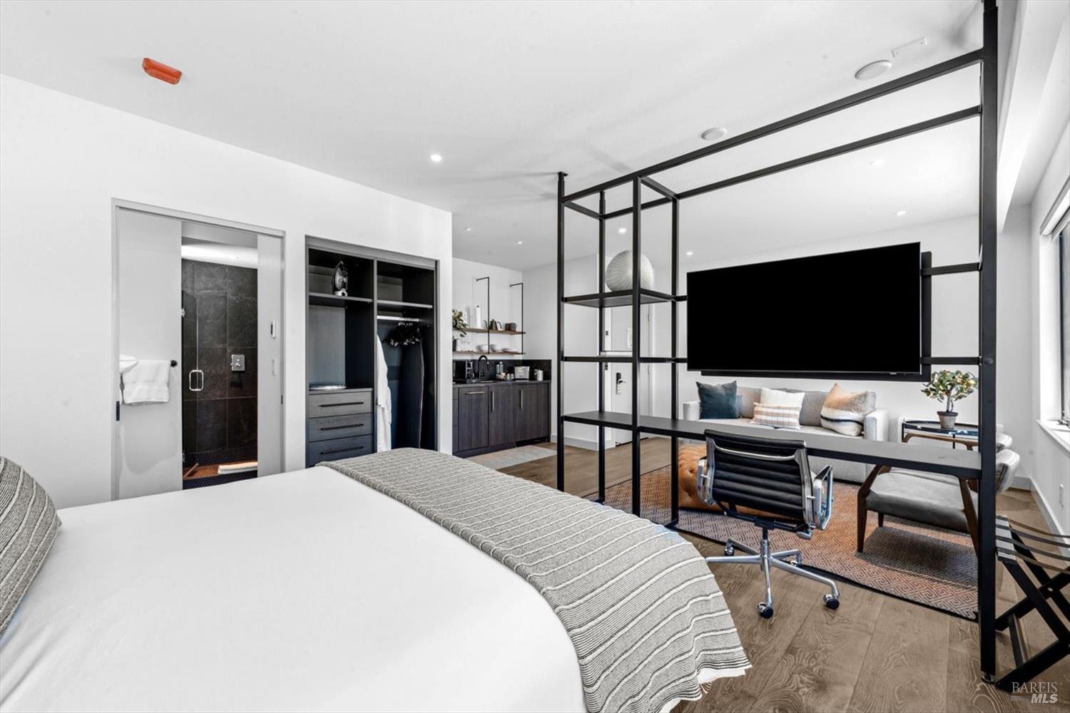 Property photo 18