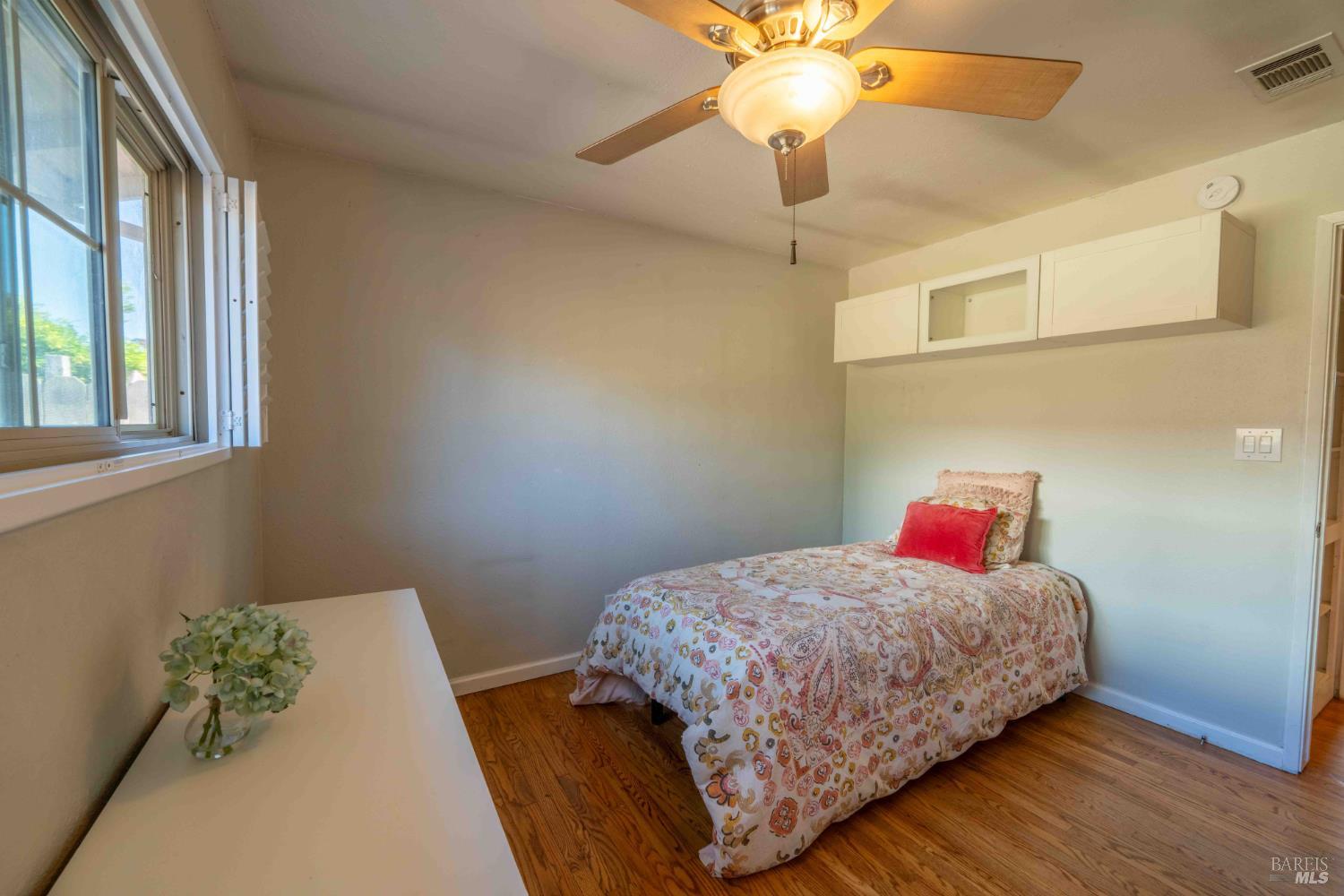 Property photo 36