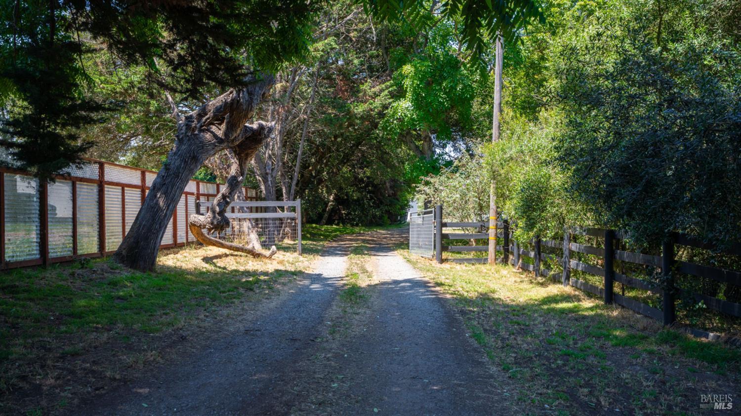Property photo 32