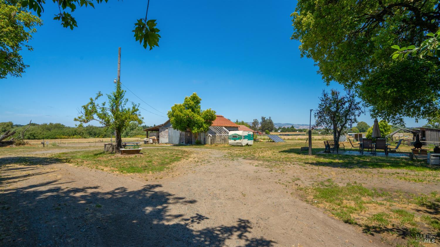 Property photo 35