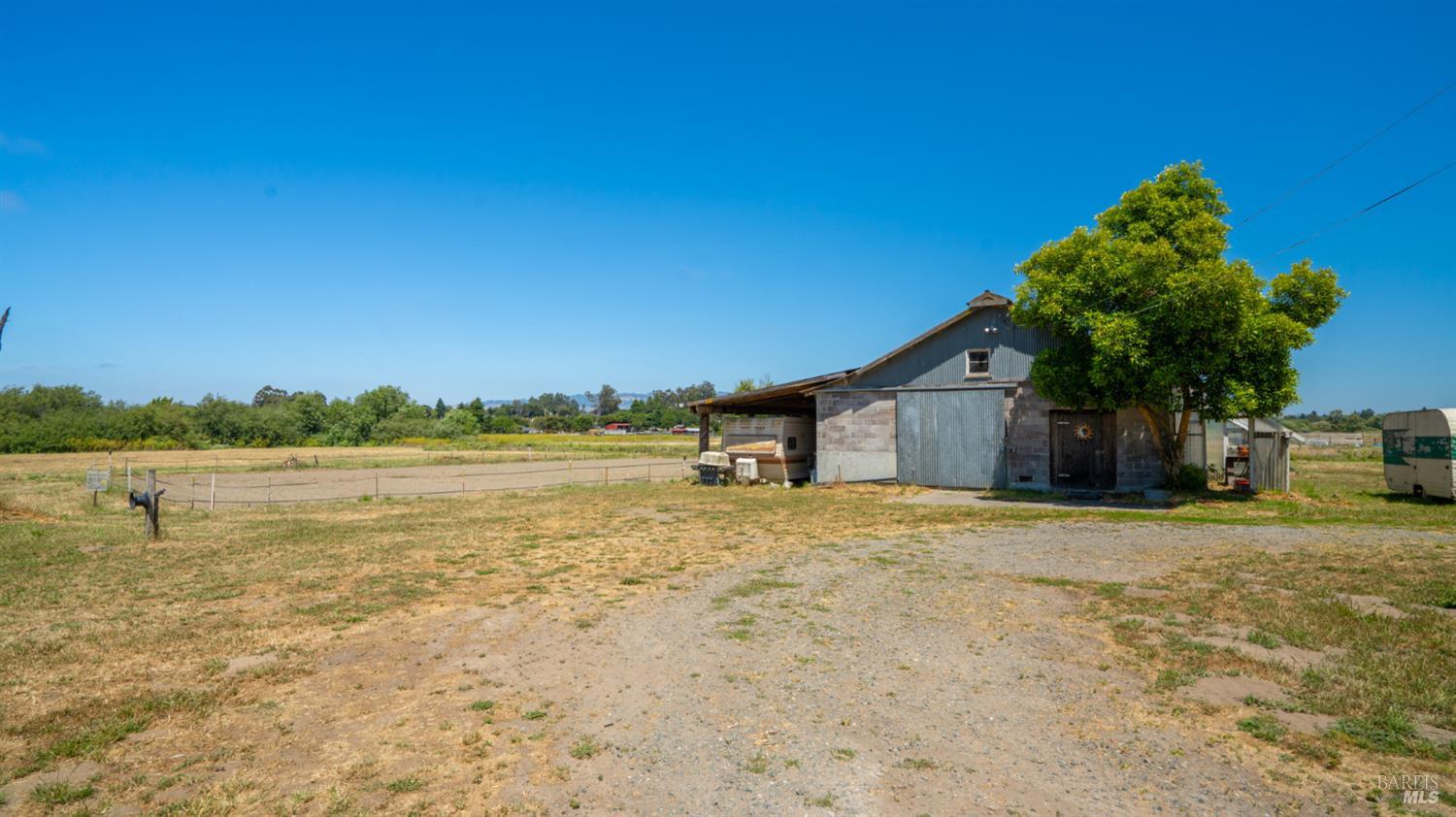 Property photo 38