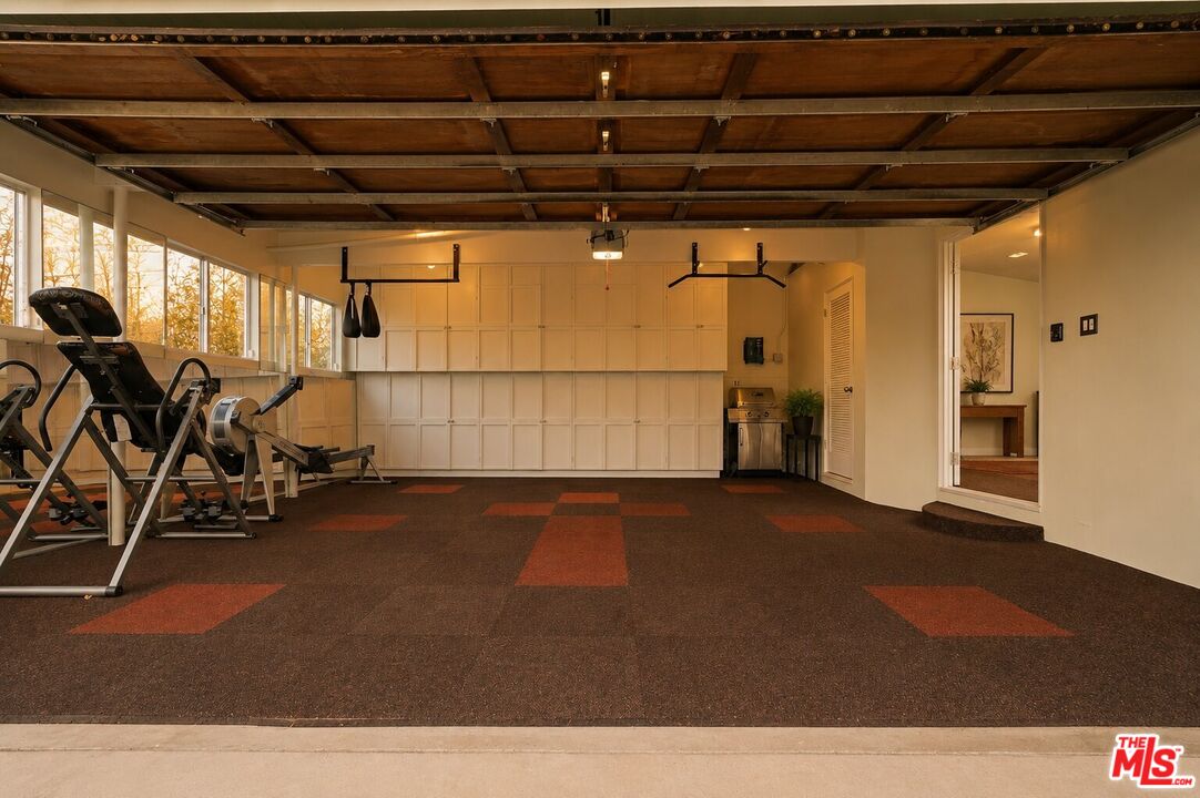Property photo 34