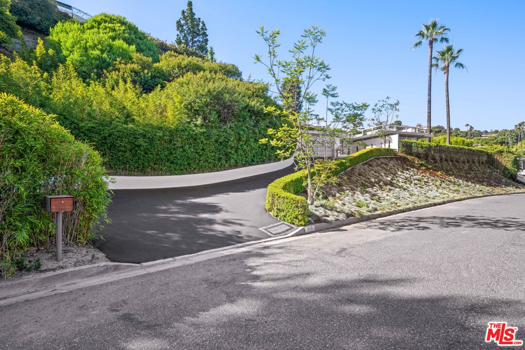 Property photo 28