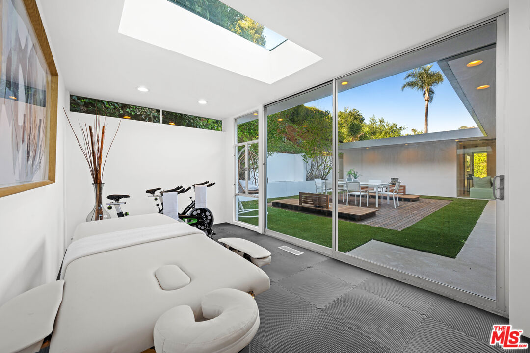 Property photo 43