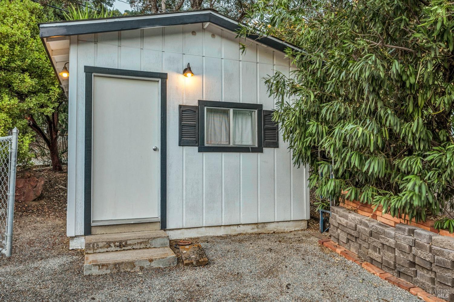 Property photo 28