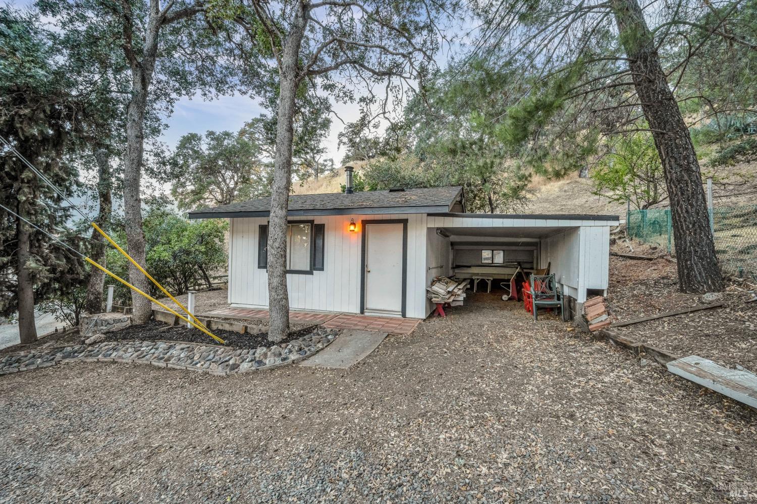 Property photo 31
