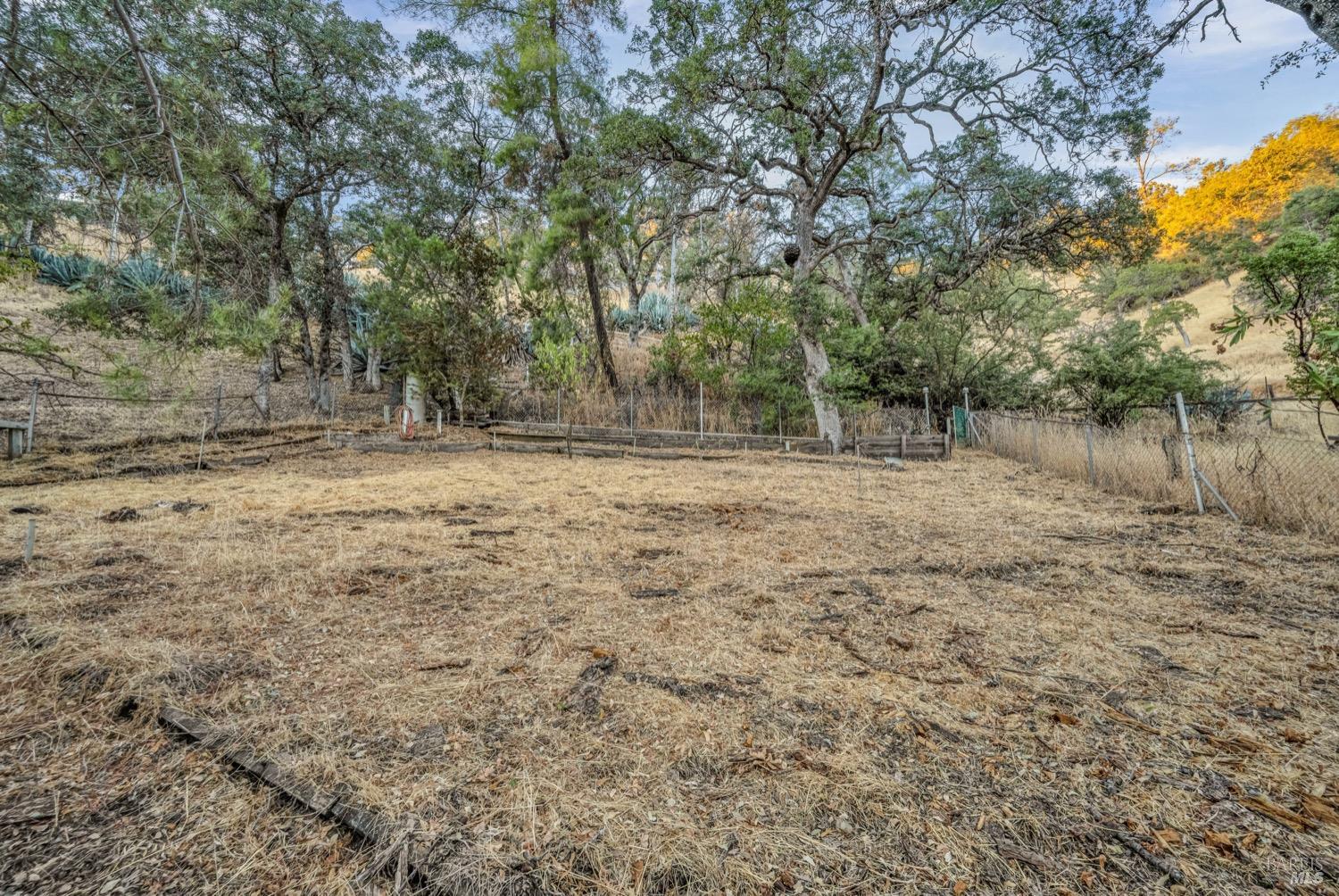 Property photo 32