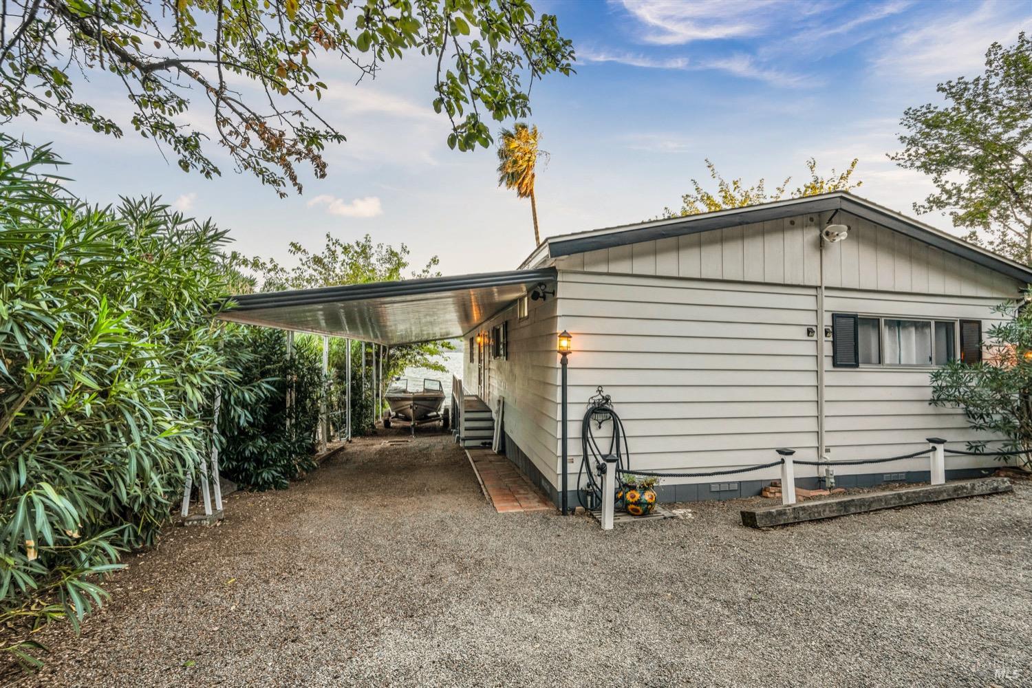 Property photo 34