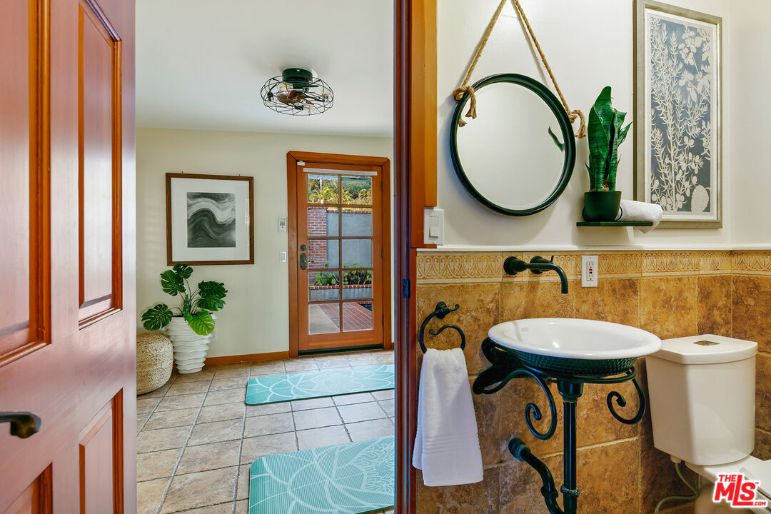 Property photo 31