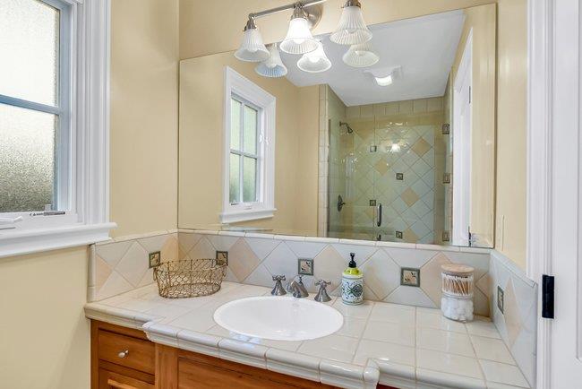 Property photo 28