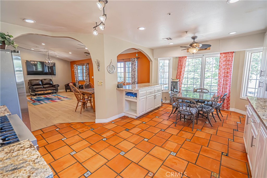 Property photo 24