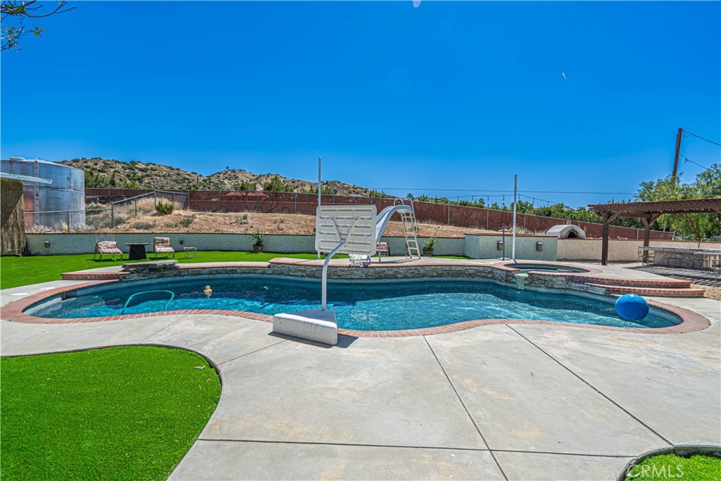 Property photo 34