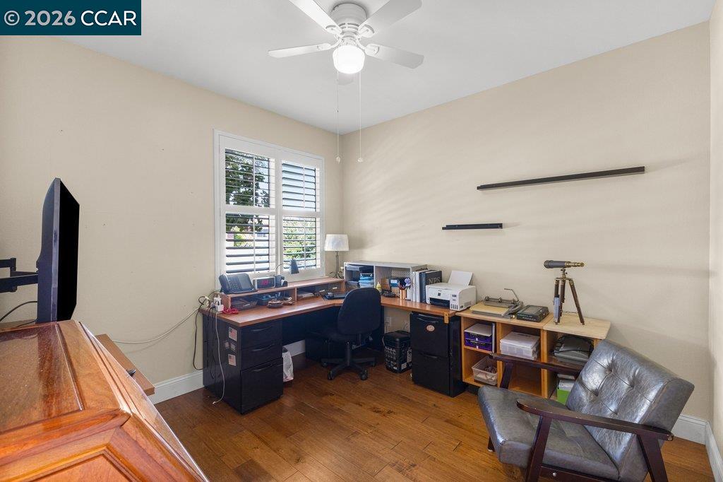 Property photo 35
