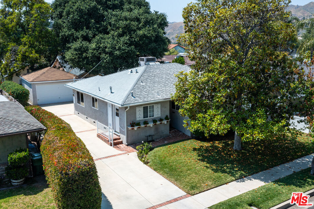 Property photo 30