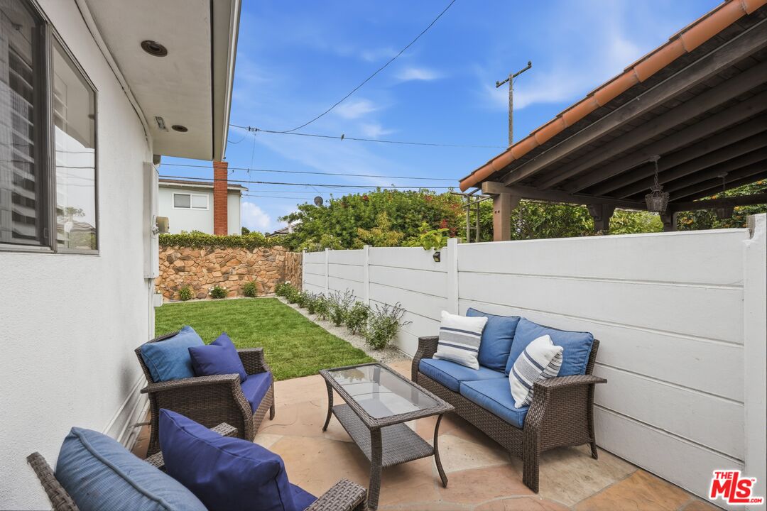 Property photo 32