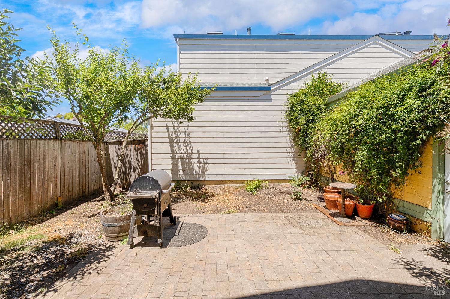 Property photo 35