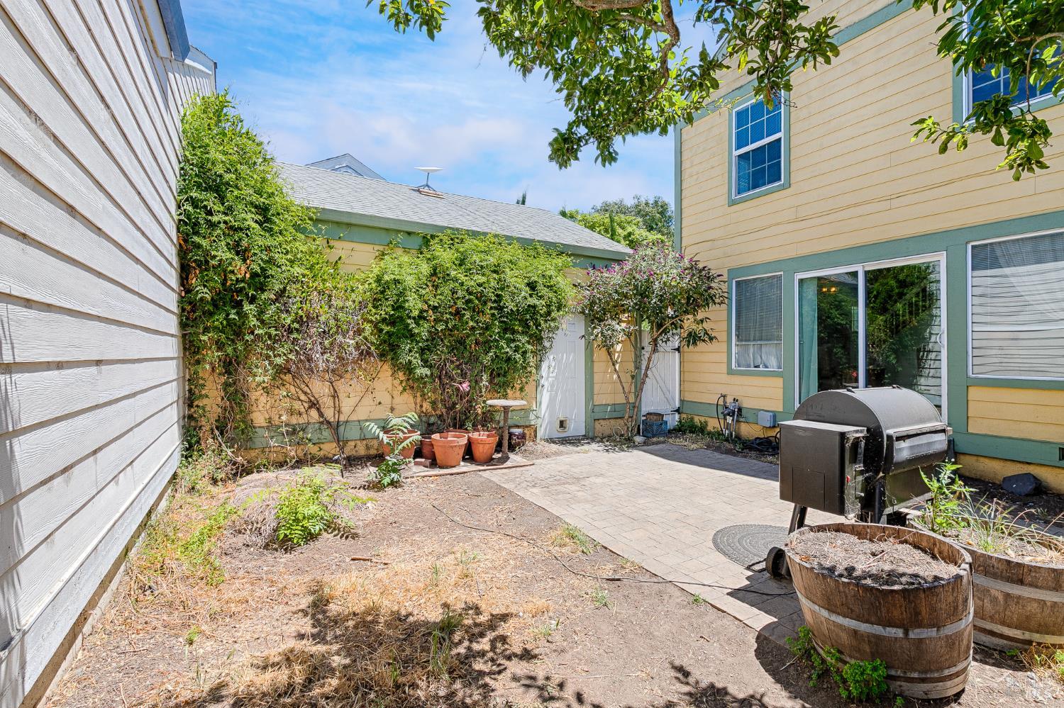 Property photo 37