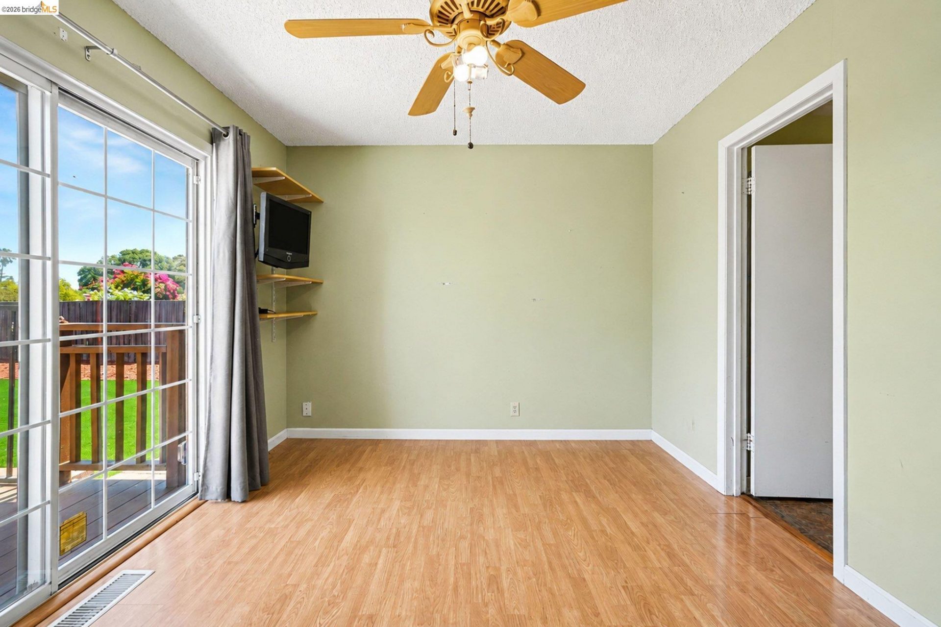 Property photo 24