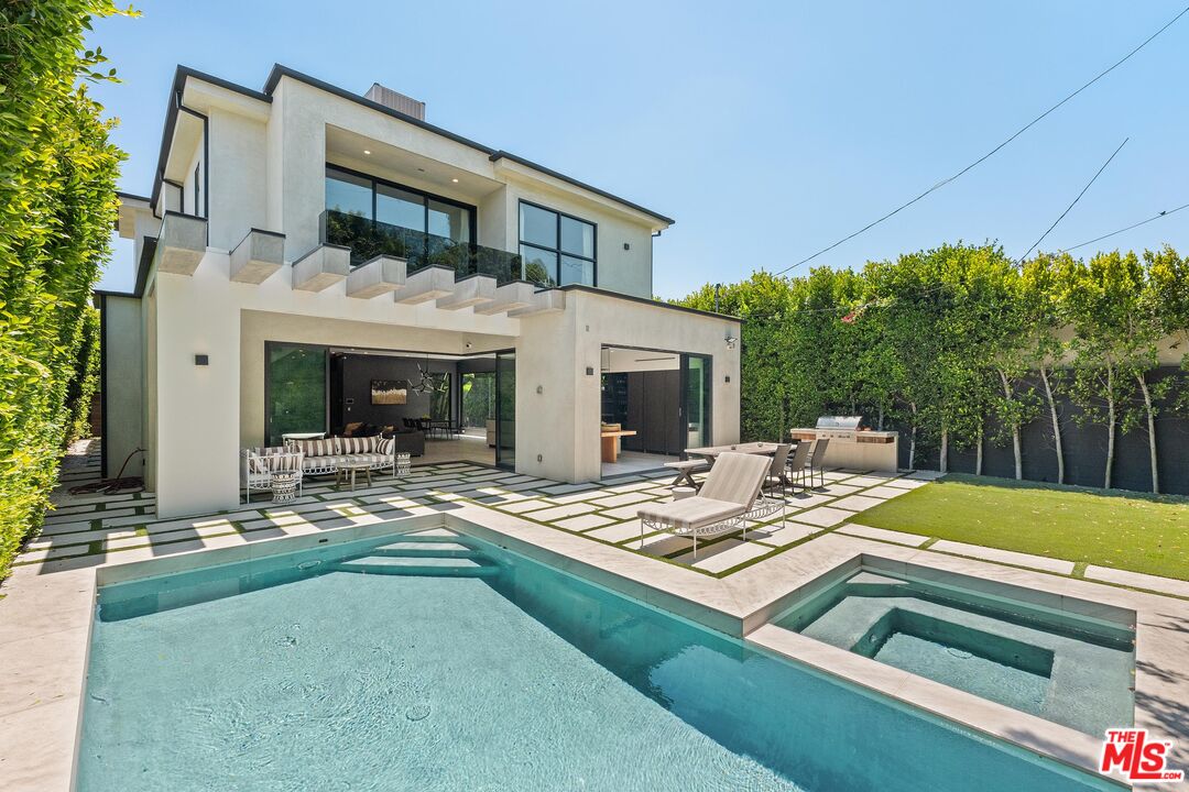 Property photo 35