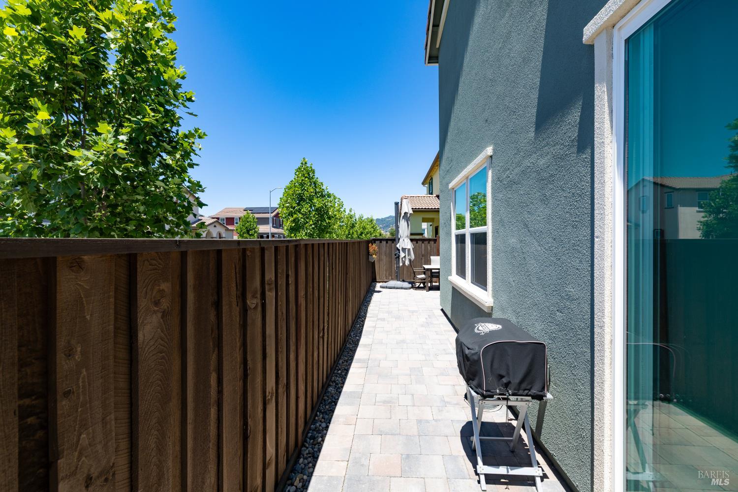 Property photo 37