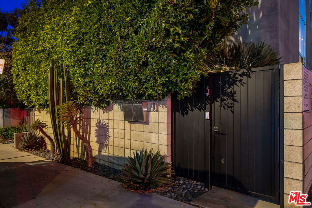 Property photo 32